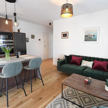 Apartment Maritimo *